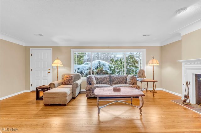 8556 Brecksville Road, Brecksville, OH 44141