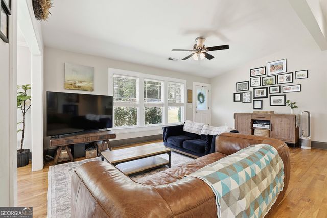 14 Conner Drive, Newnan, GA 30263