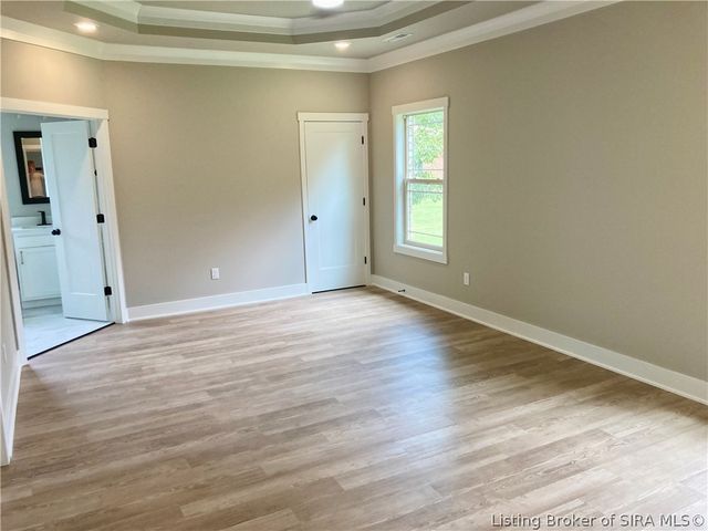 12312 Greenbriar Boulevard, Sellersburg, IN 47172