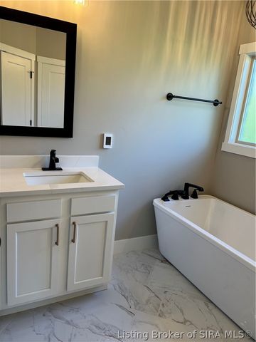 12312 Greenbriar Boulevard, Sellersburg, IN 47172
