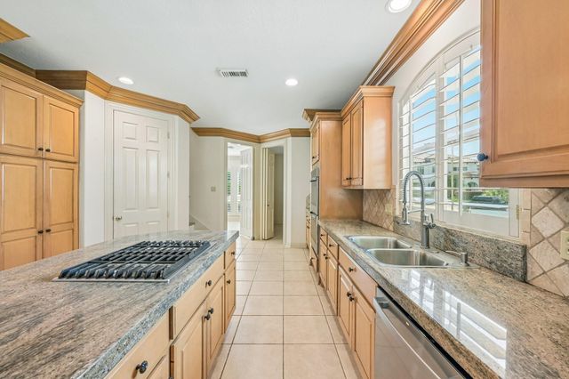 1611 Copperas Cove, Houston, TX 77077