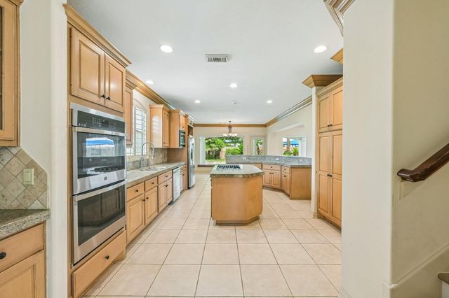 1611 Copperas Cove, Houston, TX 77077