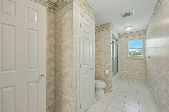 1611 Copperas Cove, Houston, TX 77077