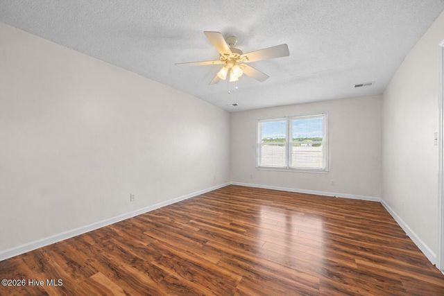 106 Northwood Road, Washington, NC 27889