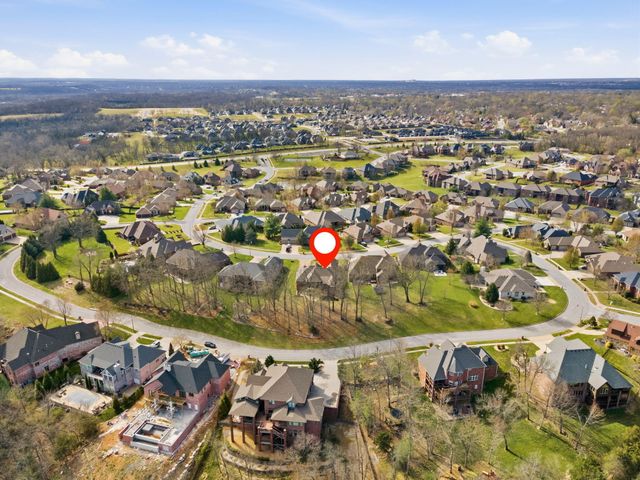 6048 S Black Oak Drive, Springfield, MO 65804