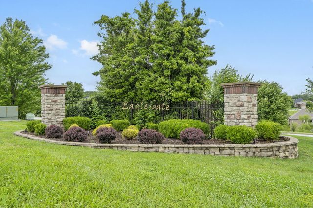 6048 S Black Oak Drive, Springfield, MO 65804