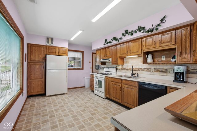240 E 450 South, Atlanta, IN 46031
