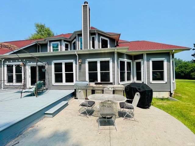 7697 20th Road, Argos, IN 46501