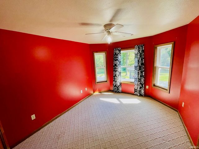 7697 20th Road, Argos, IN 46501