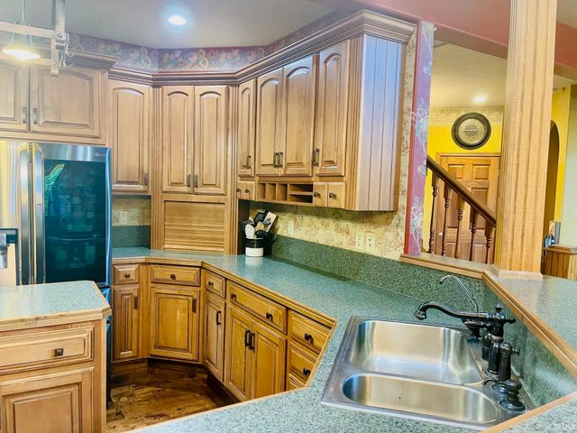 7697 20th Road, Argos, IN 46501