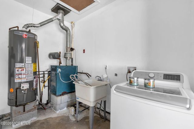 51 Charlotteville Drive S, Toms River, NJ 08757