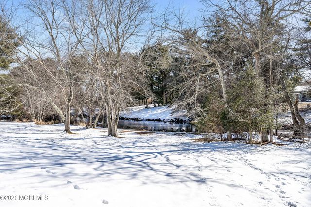 51 Charlotteville Drive S, Toms River, NJ 08757