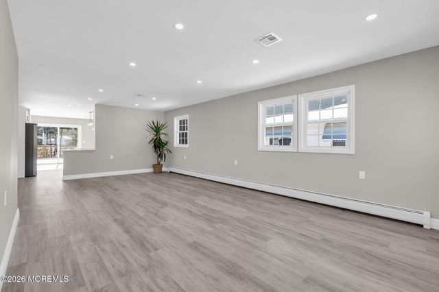 51 Charlotteville Drive S, Toms River, NJ 08757