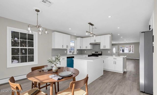 51 Charlotteville Drive S, Toms River, NJ 08757