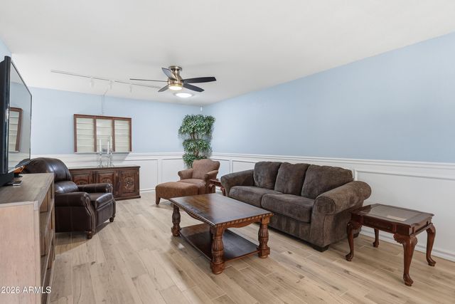 8198 E DEL CAVERNA Drive, Scottsdale, AZ 85258