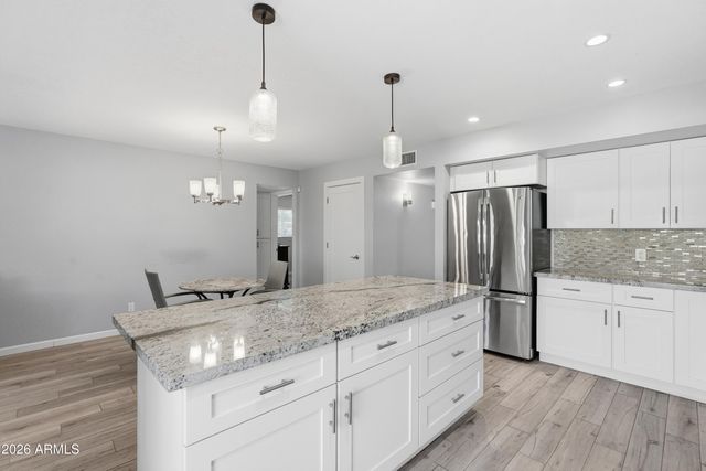 8198 E DEL CAVERNA Drive, Scottsdale, AZ 85258