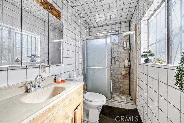 2548 Missouri Avenue, South Gate, CA 90280