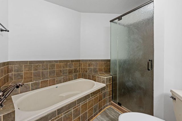 7581 23rd Street N, Oakdale, MN 55128