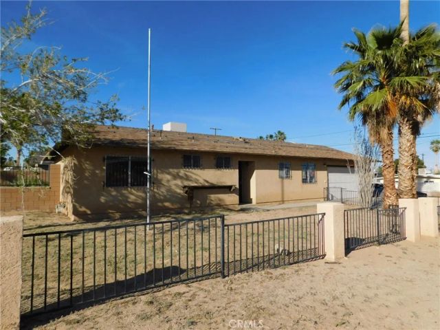 71762 El Paseo, 29 Palms, CA 92277