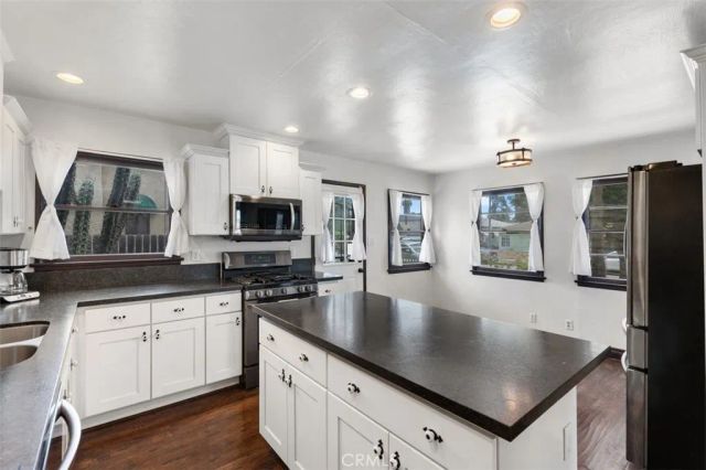 331 E Silva, Long Beach, CA 90805