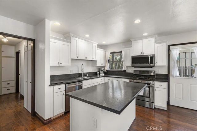331 E Silva, Long Beach, CA 90805