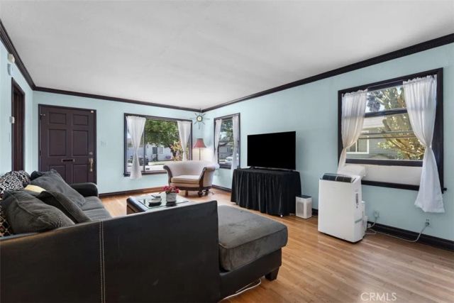 331 E Silva, Long Beach, CA 90805