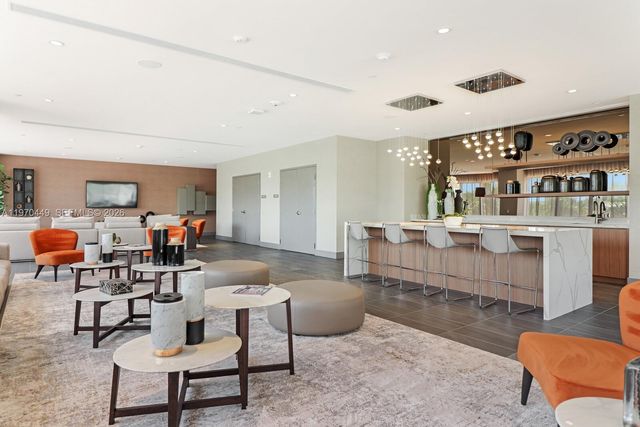 5350 NW 84th Ave 601, Doral, FL 33166