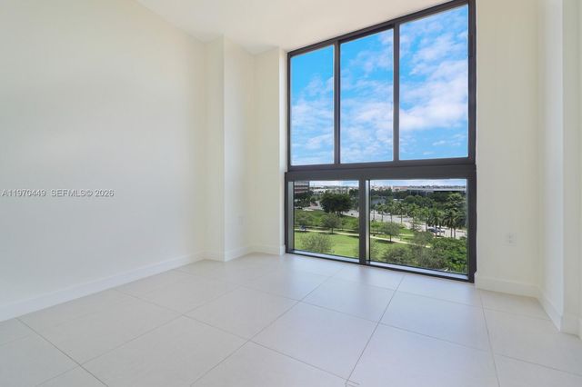 5350 NW 84th Ave 601, Doral, FL 33166