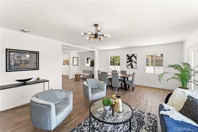 11443 11445 Saticoy Street, North Hollywood, CA 91605