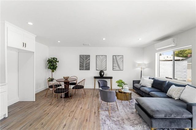 11443 11445 Saticoy Street, North Hollywood, CA 91605