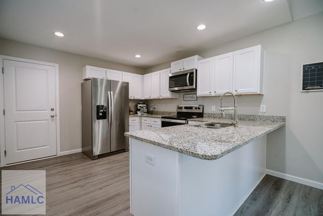 46 Persimmon Boulevard NE, Ludowici, GA 31316