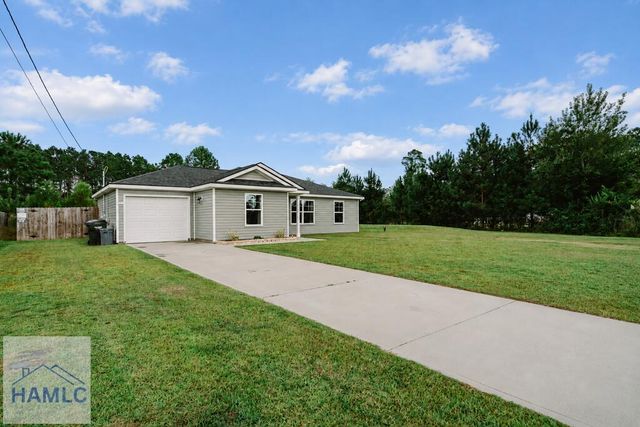 46 Persimmon Boulevard NE, Ludowici, GA 31316