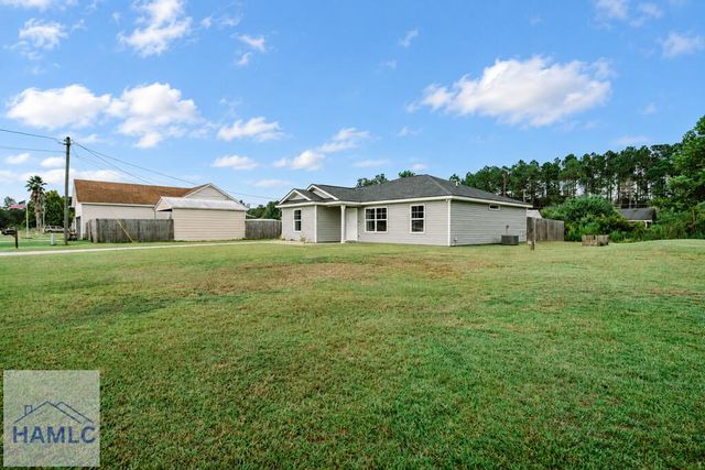 46 Persimmon Boulevard NE, Ludowici, GA 31316