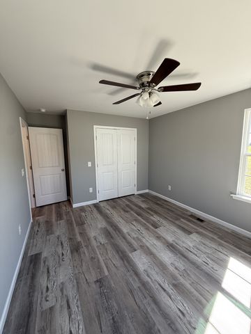 1190 Hutchins Rd, Mcminnville, TN 37110