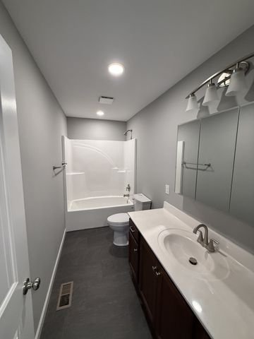 1190 Hutchins Rd, Mcminnville, TN 37110