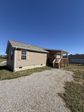 1190 Hutchins Rd, Mcminnville, TN 37110