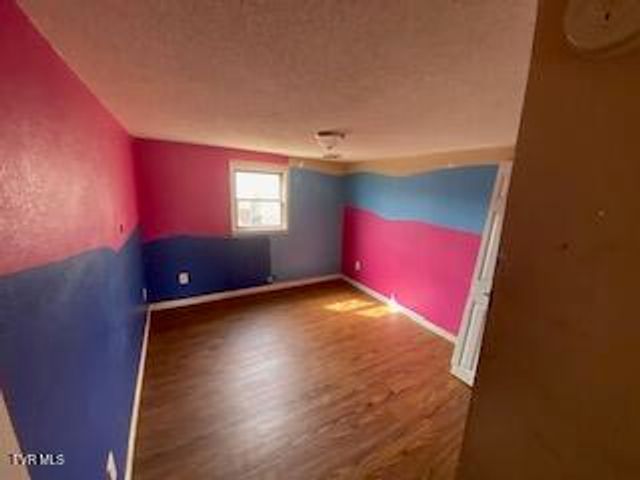 410 West 8th Avenue, Johnson City, TN 37604