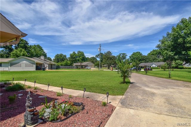 11804 Benton, Northport, AL 35475
