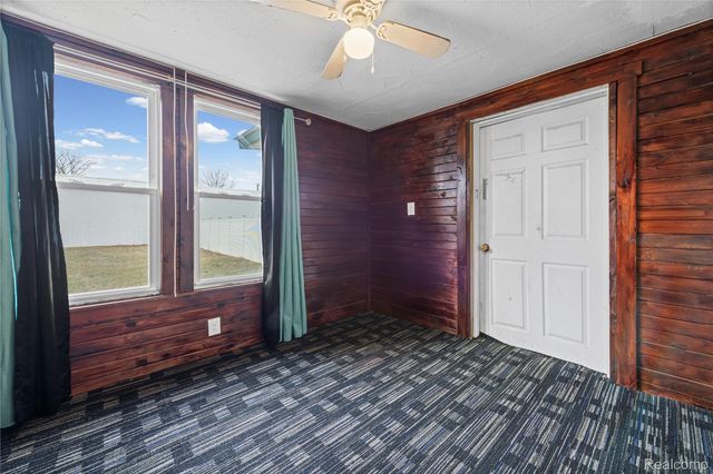 26240 Gibraltar Road, Flat Rock, MI 48134