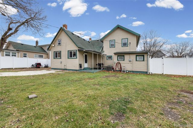 26240 Gibraltar Road, Flat Rock, MI 48134