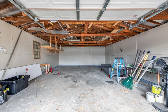 26240 Gibraltar Road, Flat Rock, MI 48134