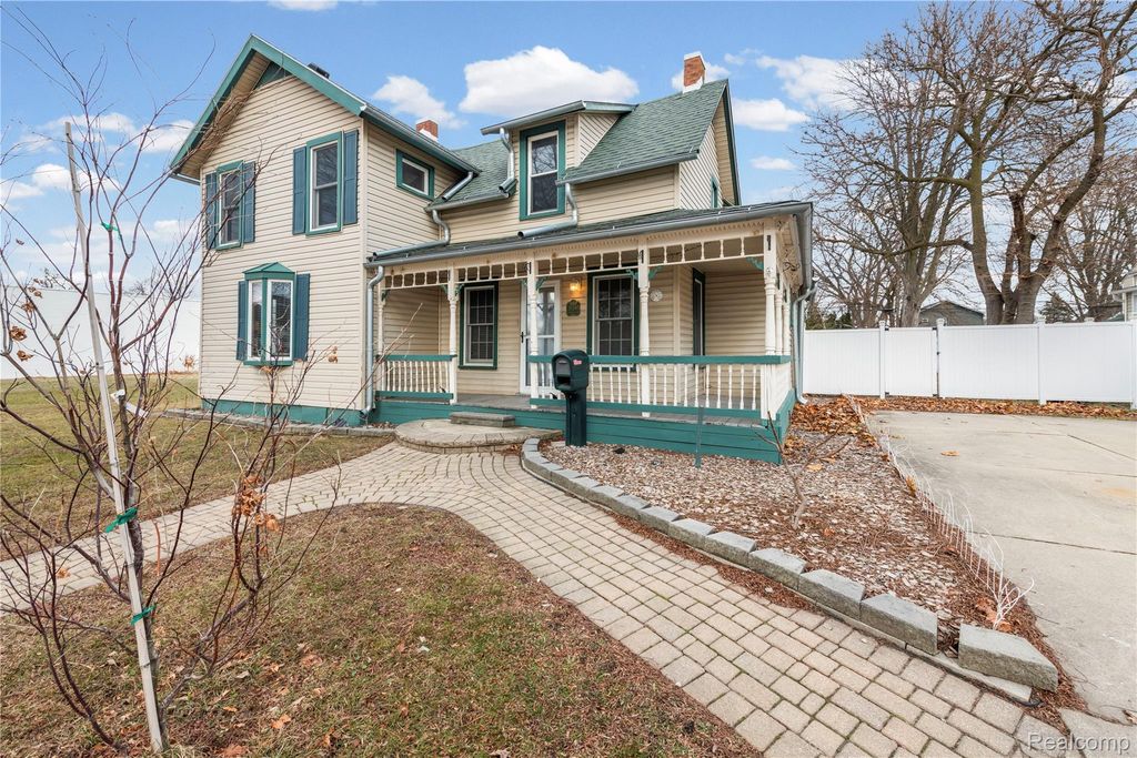 26240 Gibraltar Road, Flat Rock, MI 48134