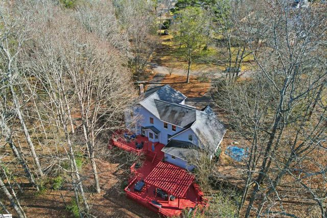 132 Deer Creek Court, Easley, SC 29642