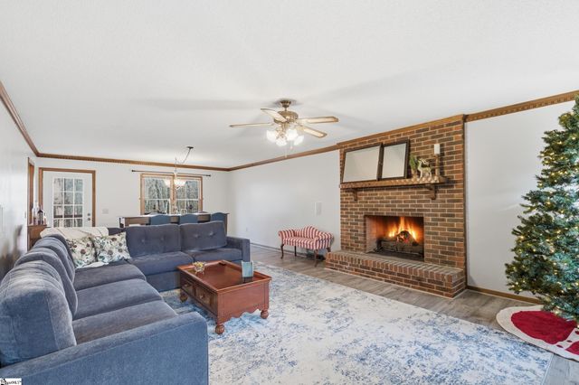 132 Deer Creek Court, Easley, SC 29642