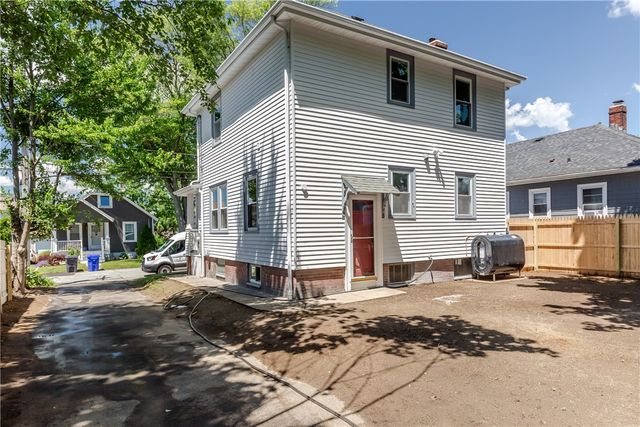 41 Wellesley Avenue, North Providence, RI 02911