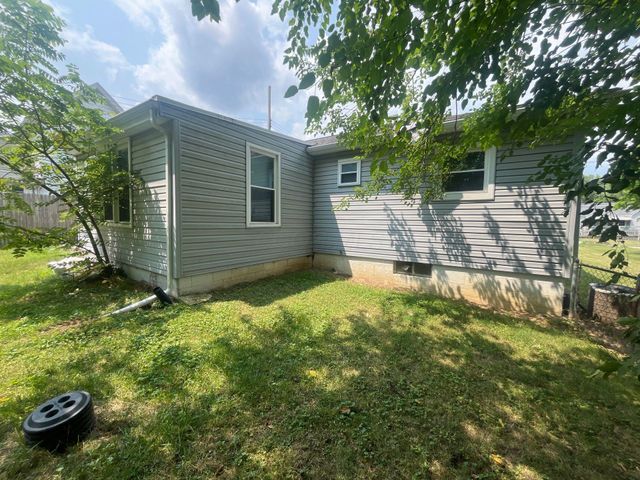 1227 Hart Road, Columbus, OH 43223