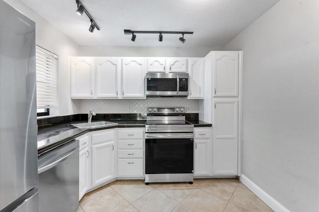 3873 NW 35th Street 1505, Coconut Creek, FL 33066