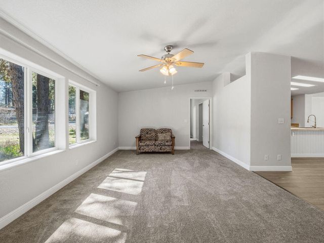 15531 Green Wing Loop, Keno, OR 97627