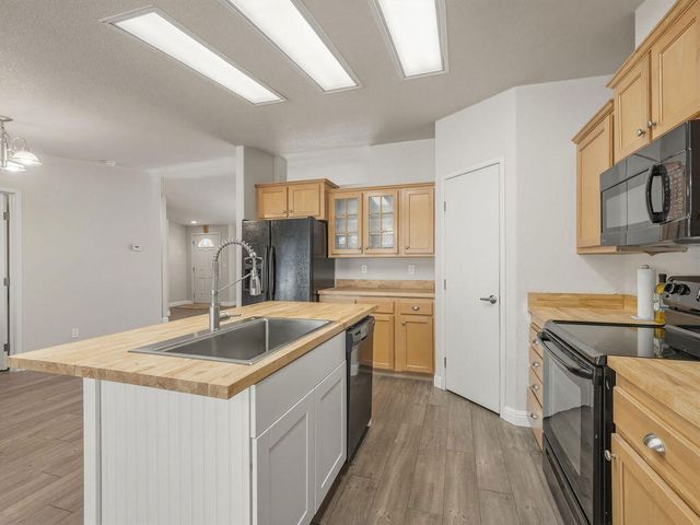 15531 Green Wing Loop, Keno, OR 97627