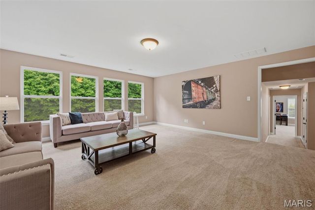116 Wyndgate Valley Drive, Lake St Louis, MO 63367